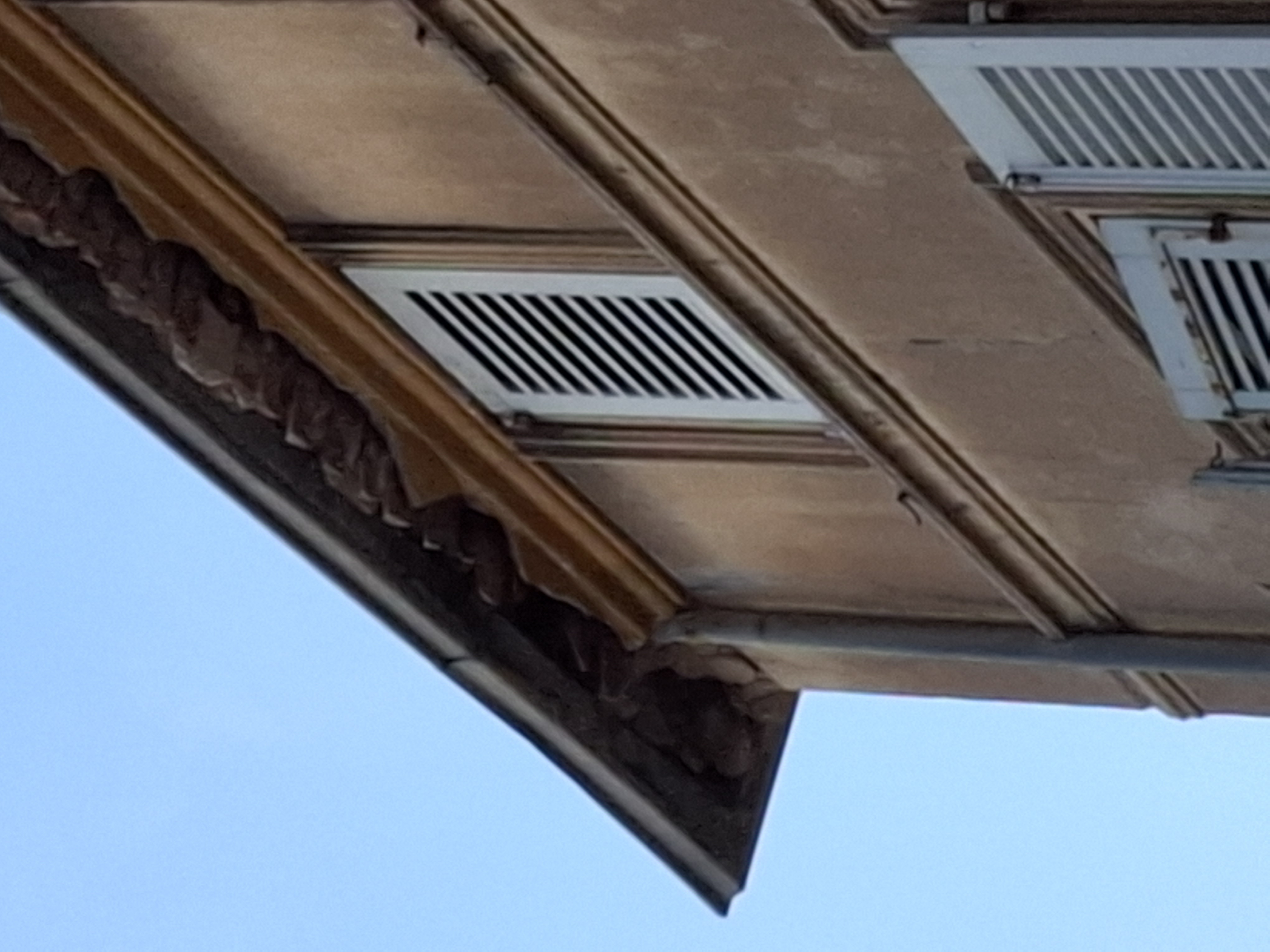 Corniche purgée — vue 3